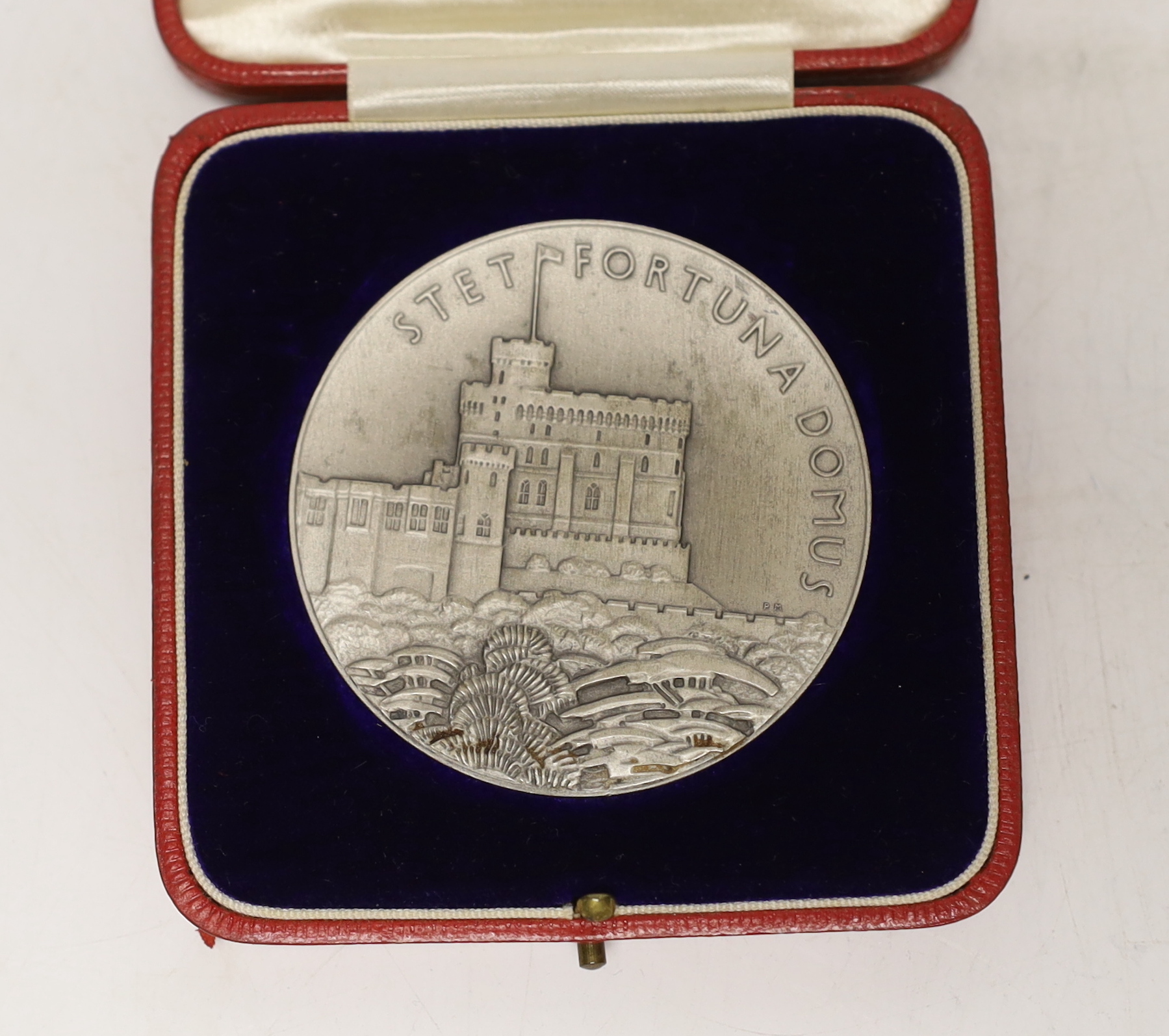 A George V and Queen Mary silver jubilee commemorative silver medal with case